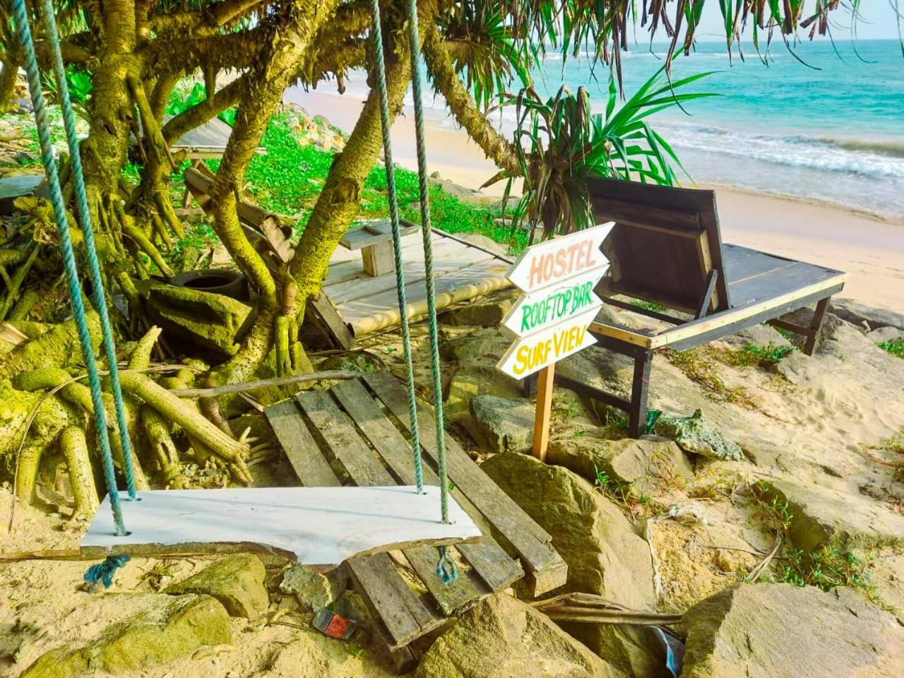 Gaia Ocean Surf Yoga Pansiyon Ahangama Dış mekan fotoğraf